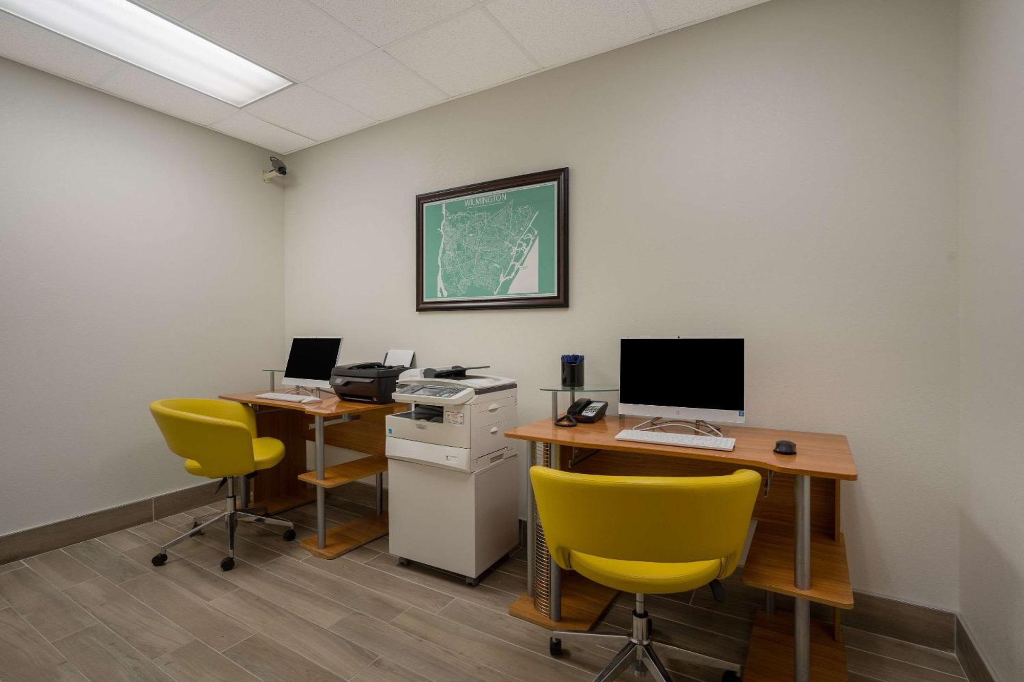Mainstay Suites Wilmington - University Area מראה חיצוני תמונה