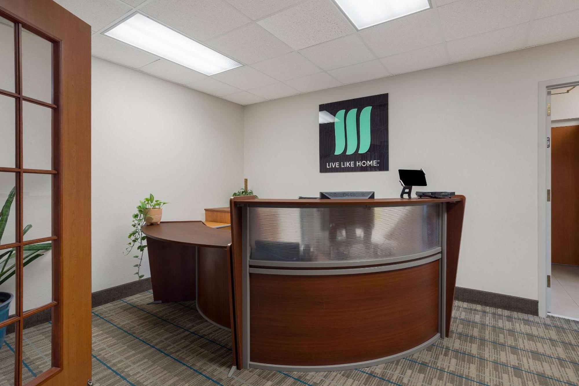 Mainstay Suites Wilmington - University Area מראה חיצוני תמונה