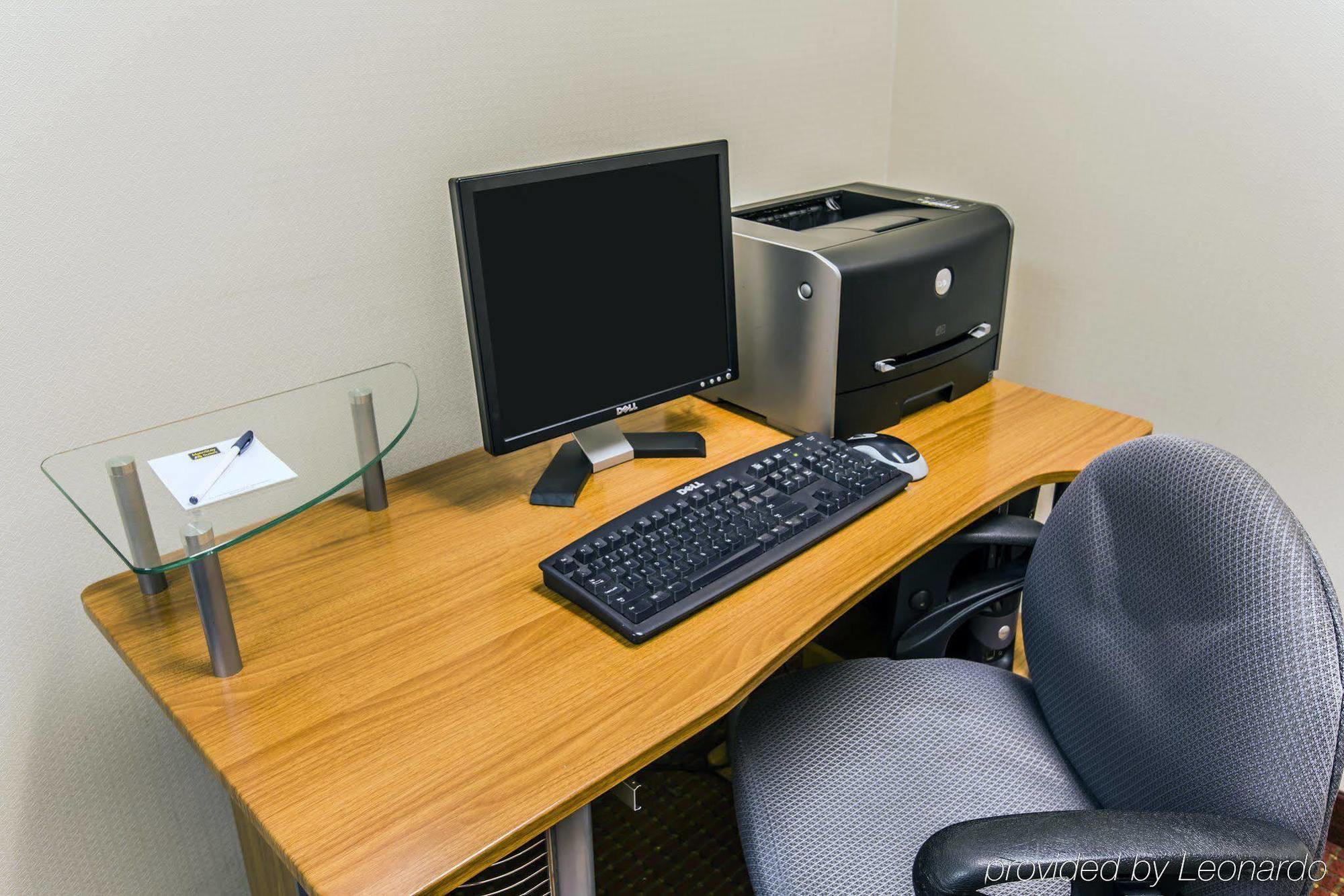 Mainstay Suites Wilmington - University Area מראה חיצוני תמונה