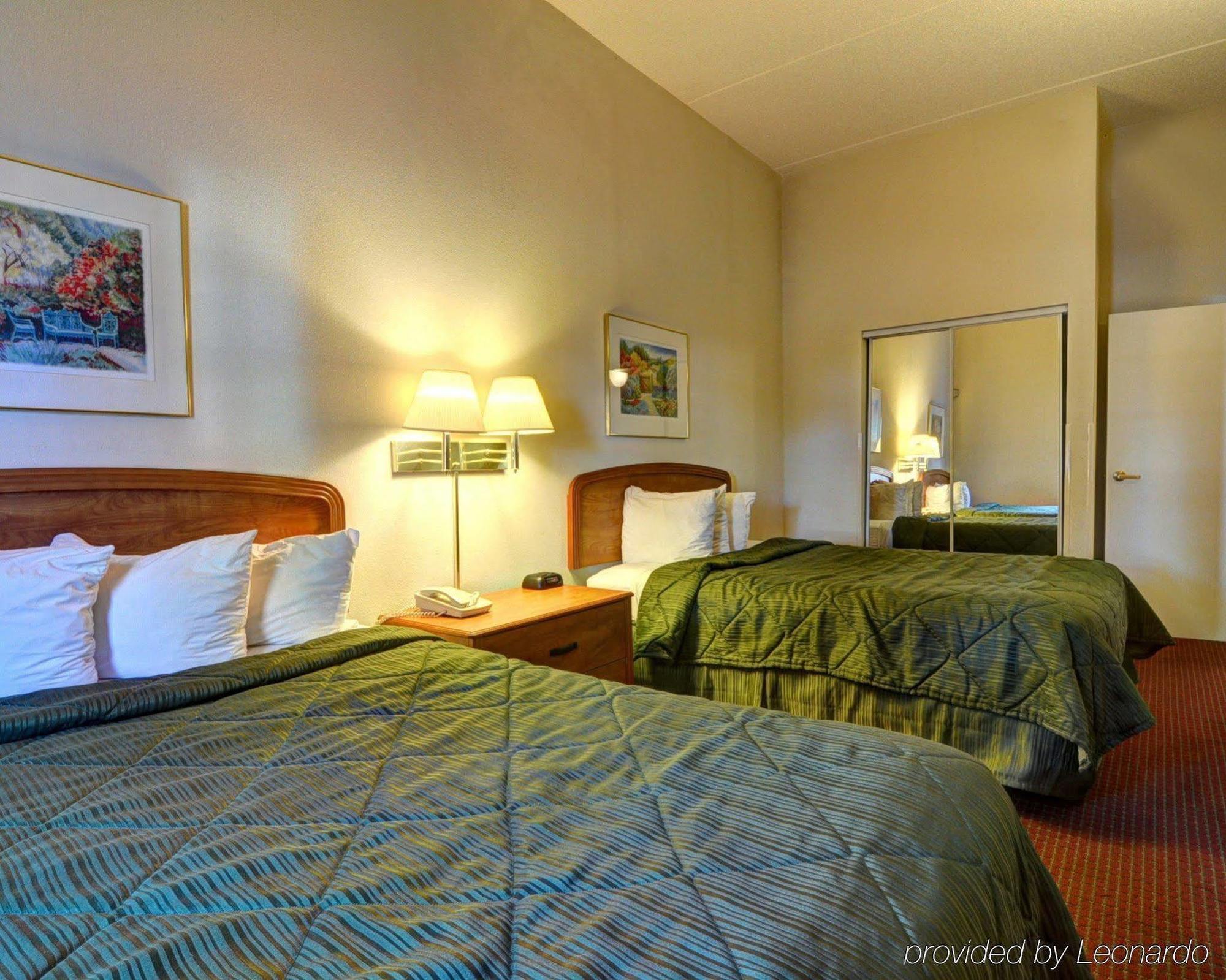 Mainstay Suites Wilmington - University Area מראה חיצוני תמונה